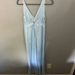 VINTAGE Light Blue Slip Gown Size Medium casual bridal tie v-neck